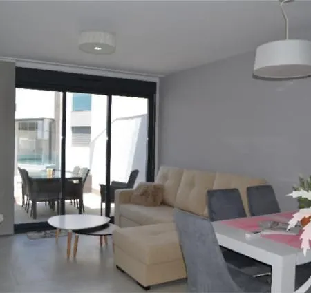 Appartement Oasis Beach 8